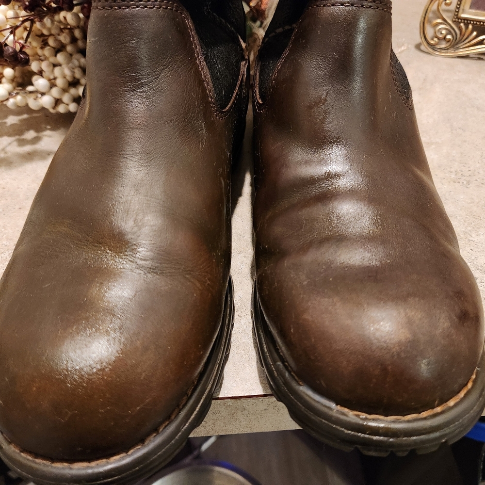 UGG Brown And Black Two Toned  Winter & R - Picture 2 of 12